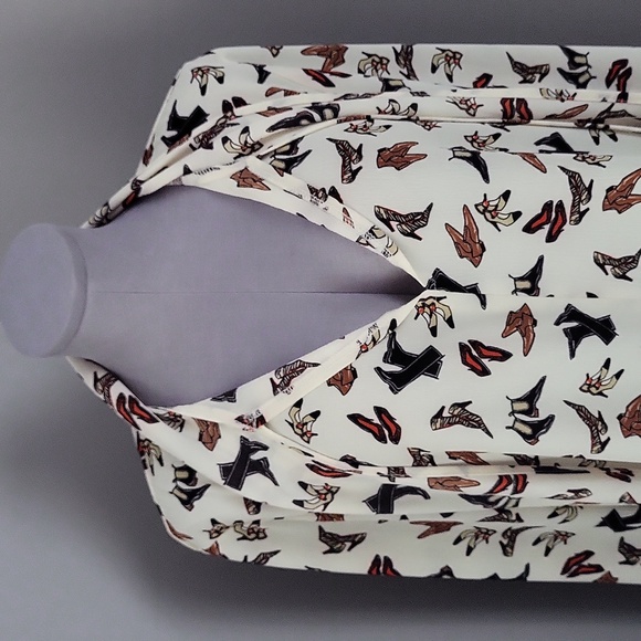 Vintage Cartise Shoe Print Tie Neck Bow Blouse Gold Rectangle Buttons - Picture 8 of 10